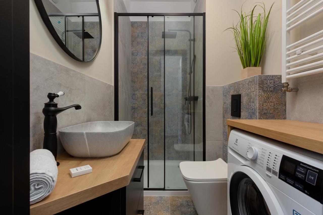 Home Factory Estate Praga Kotsisa By Noclegi Renters Warsaw Ngoại thất bức ảnh