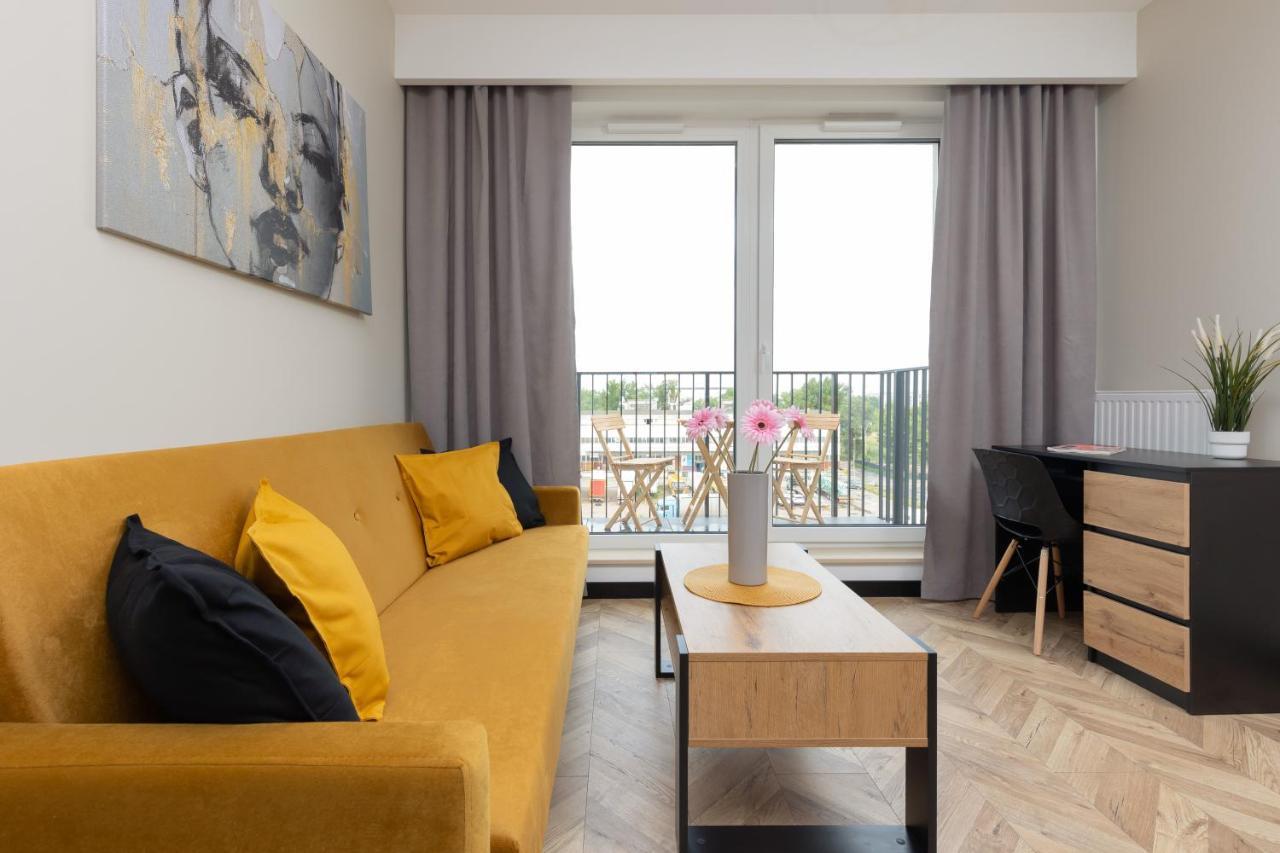 Home Factory Estate Praga Kotsisa By Noclegi Renters Warsaw Ngoại thất bức ảnh