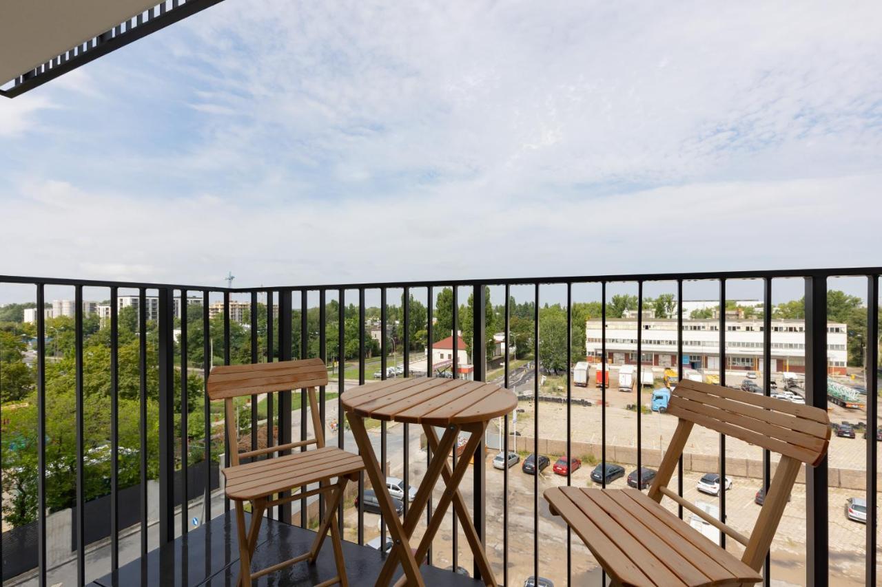 Home Factory Estate Praga Kotsisa By Noclegi Renters Warsaw Ngoại thất bức ảnh