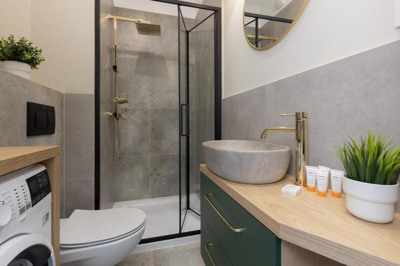 Home Factory Estate Praga Kotsisa By Noclegi Renters Warsaw Ngoại thất bức ảnh